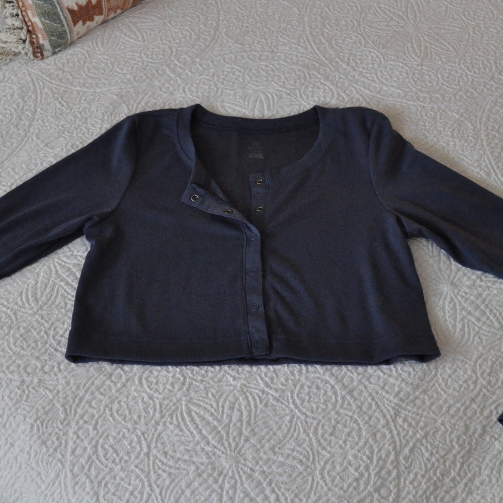 OFFLINE by Aerie Ribbed Cropped Snap Cardigan